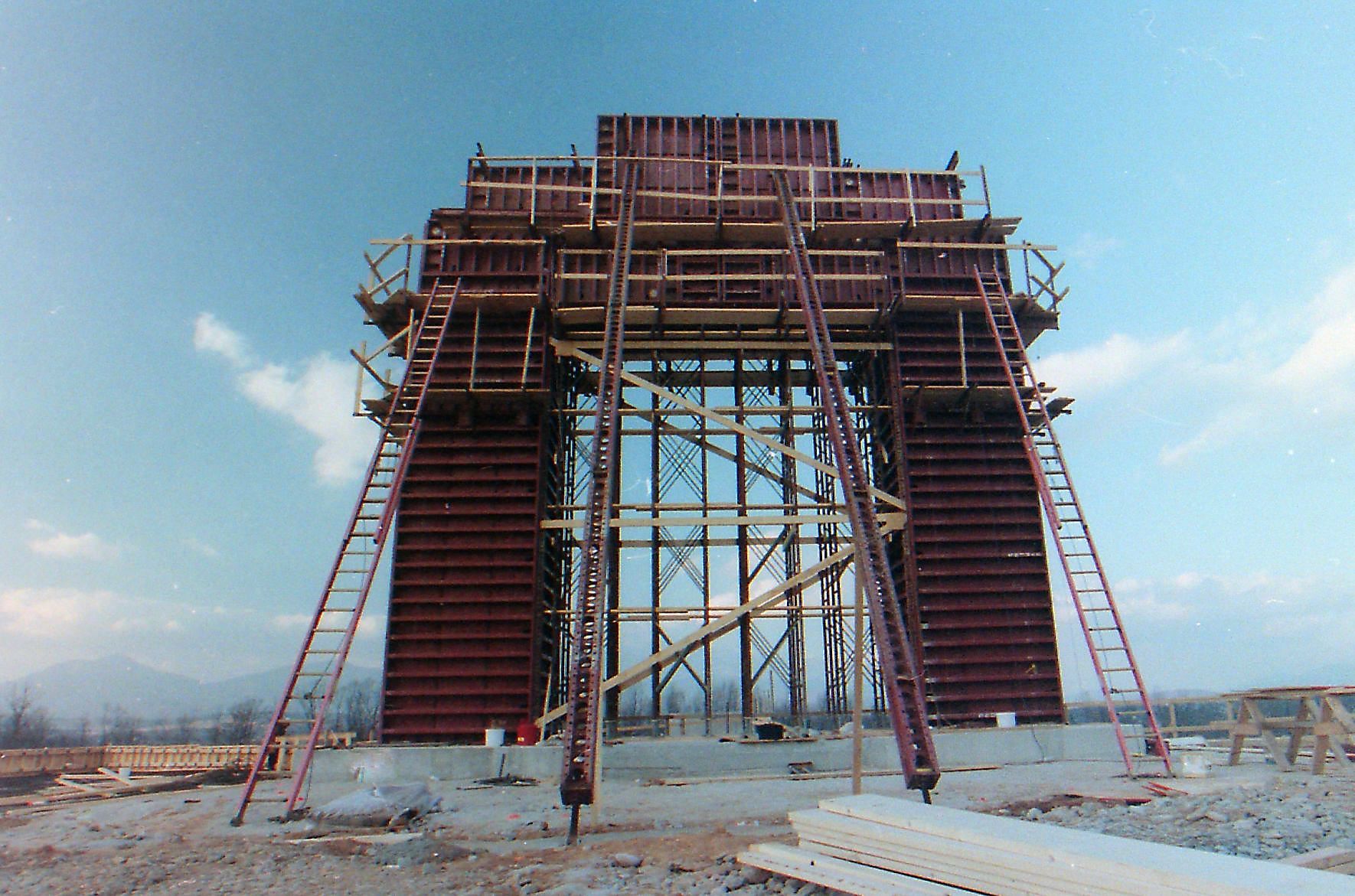 2000-02 dday memorial (2) 1